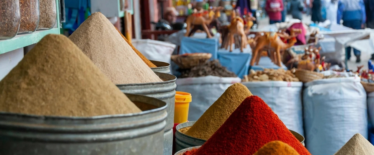 Guía completa para viajar a Marrakech: qué ver, cuándo ir y cómo disfrutarla al máximo. 